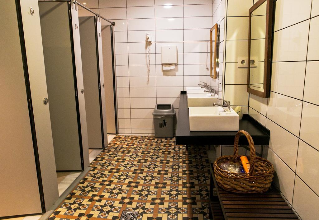 Pars Tailor'S Hostel Barcelona Luaran gambar