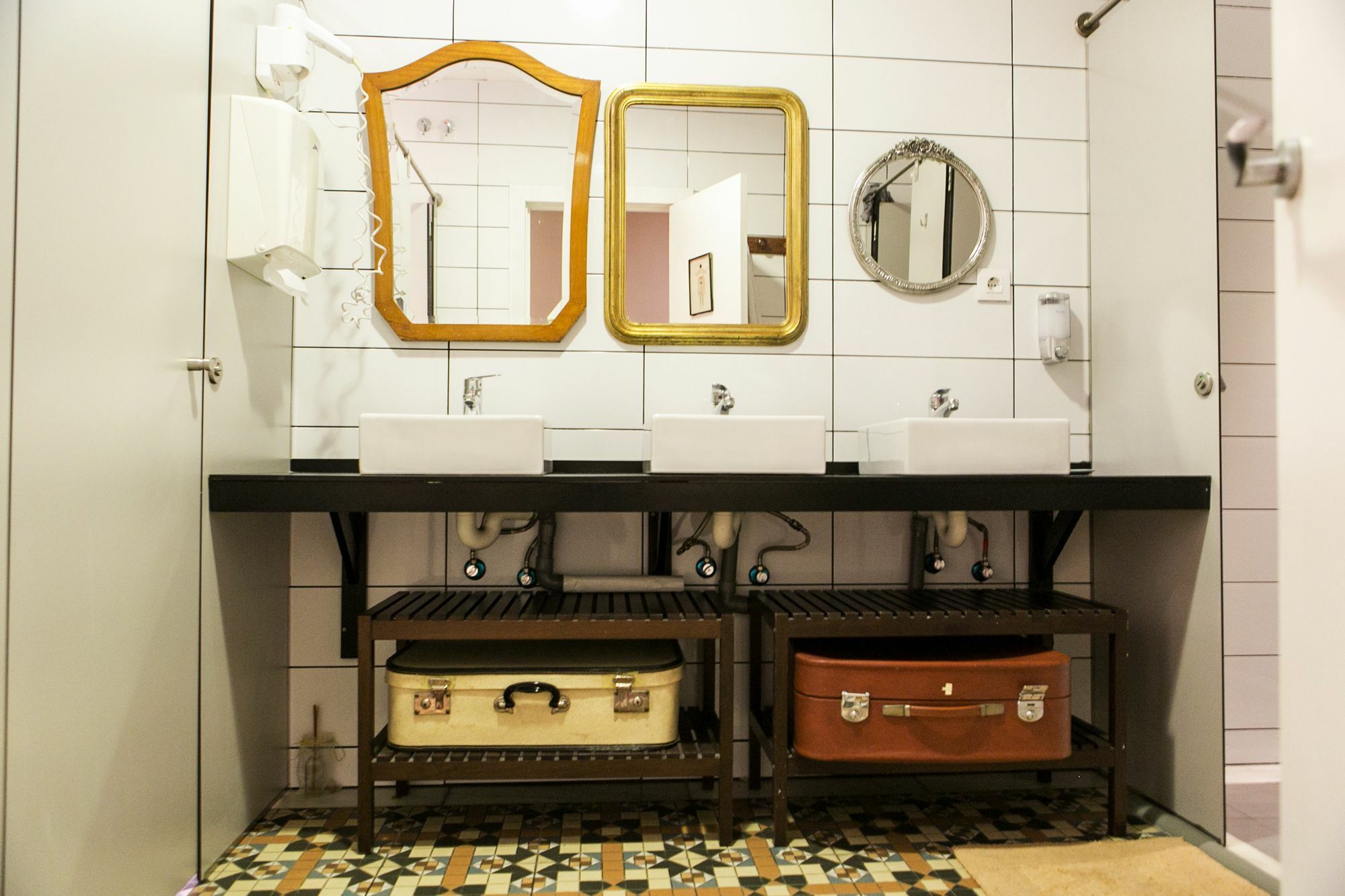 Pars Tailor'S Hostel Barcelona Luaran gambar