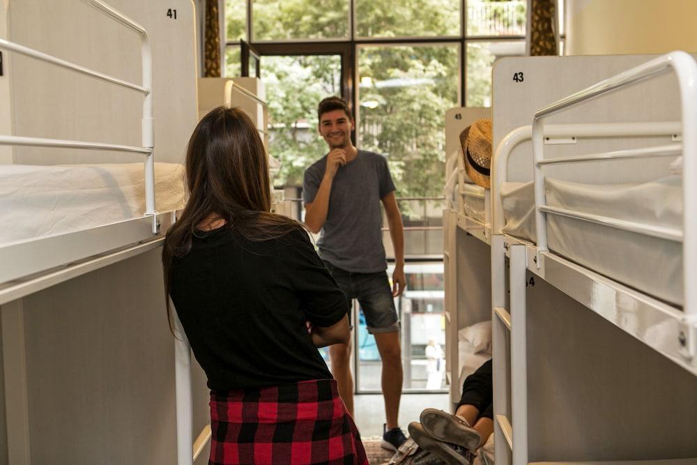 Pars Tailor'S Hostel Barcelona Luaran gambar